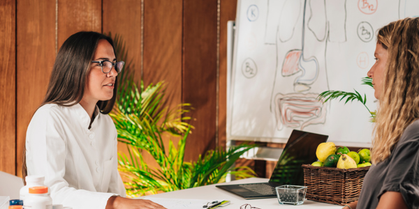 Nutritionist Advising A Client 2024 10 20 02 11 57 Utc